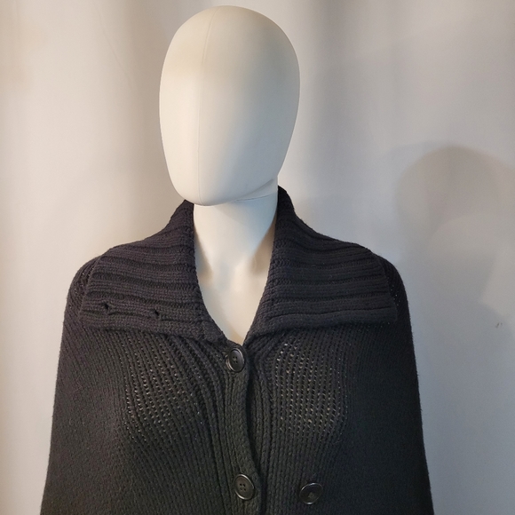 +J Jil Sander for Uniqlo Wool Knitted Cape - Picture 9 of 12